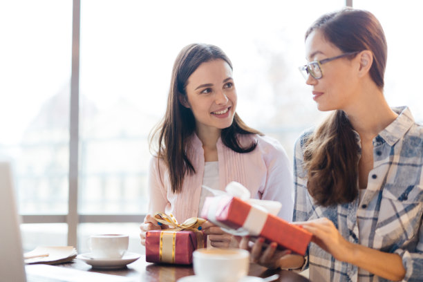 友谊可以天长地久图片下载
