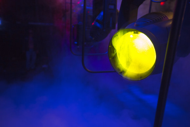 戏剧性的光线图片下载