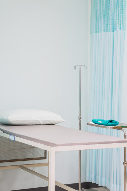 医院的病床上图片下载