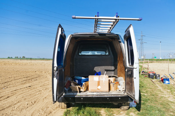 在建筑工地开货车图片下载