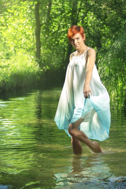 水精灵图片下载