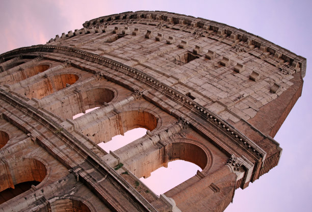 罗马斗兽场墙傍晚时分图片下载