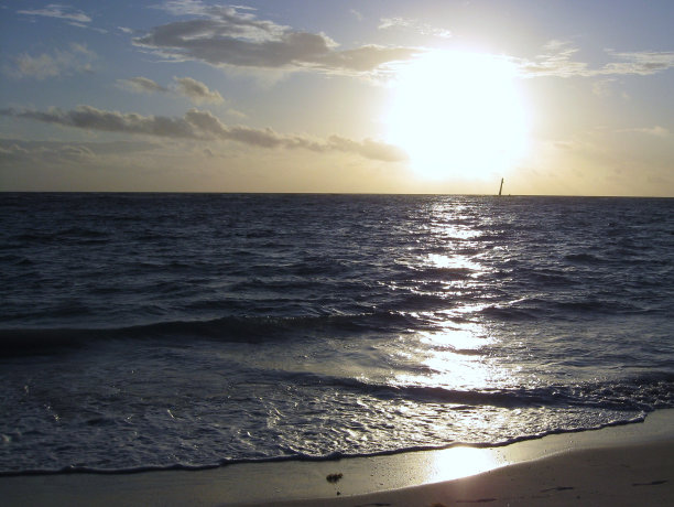 海上日出图片下载