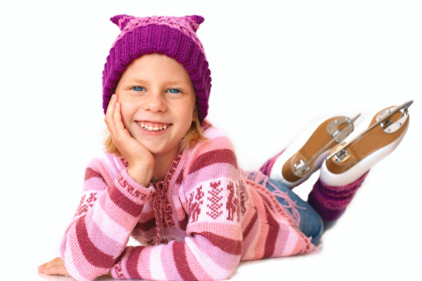 穿着冰鞋的小女孩图片下载