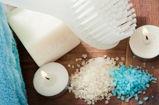 浴室蓝白水疗组图片下载