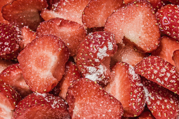 新鲜的有机草莓图片下载