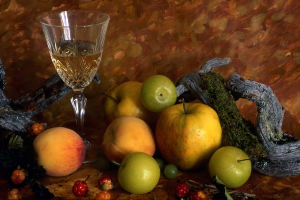 酒和水果图片下载
