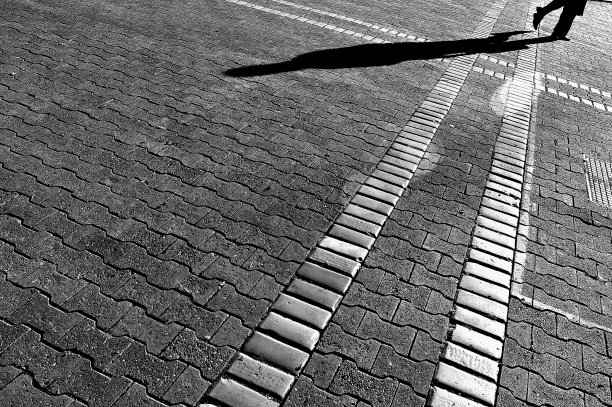 早上的影子图片下载