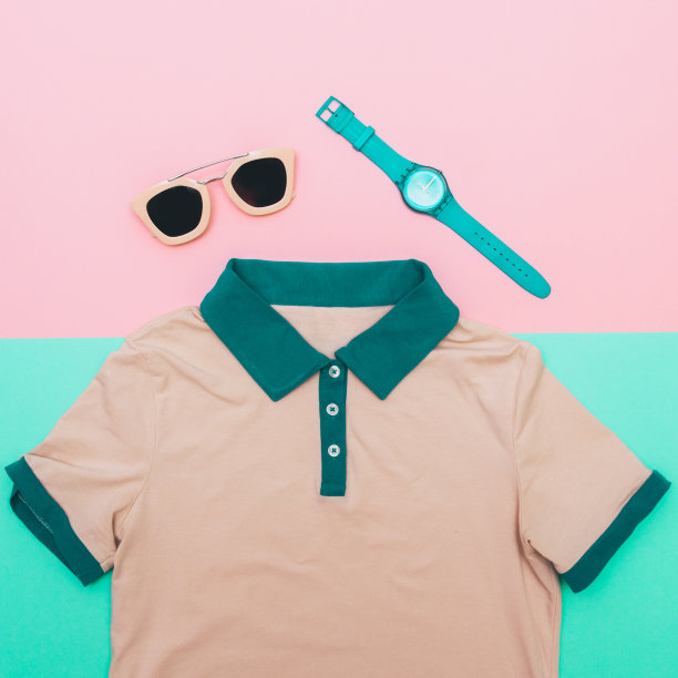 衬衫配太阳镜和手表图片下载