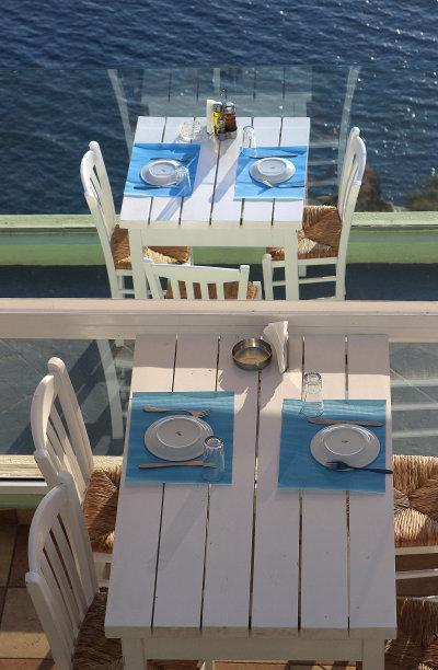 悬崖上的餐厅图片下载