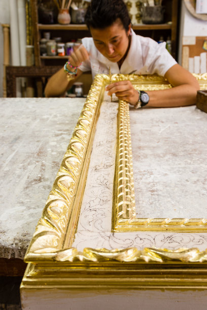 实现一个木制框架图片下载