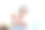 女孩拿着一个化学家镊子糖果图片下载