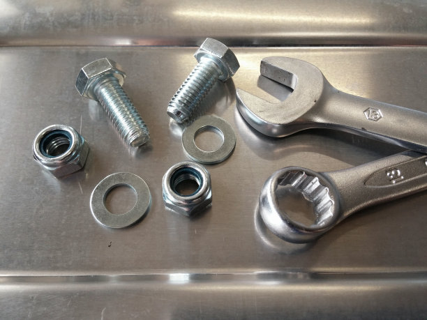 金属螺栓螺母工具图片下载