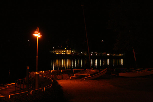 莫维诺的夜晚图片下载