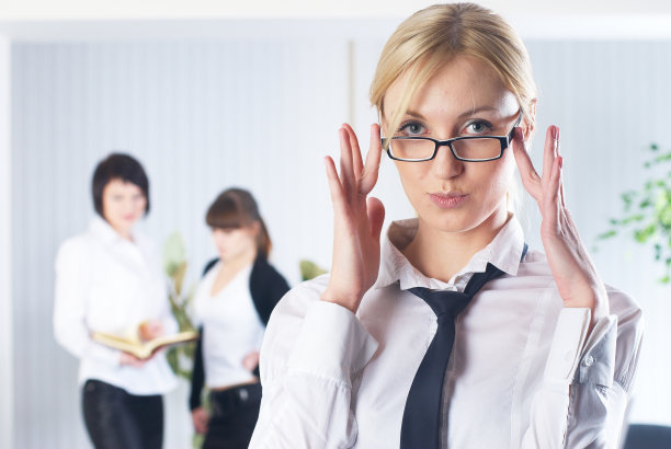 年轻的业务小姐图片下载