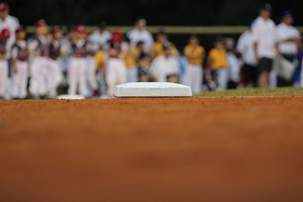 开幕之夜图片下载