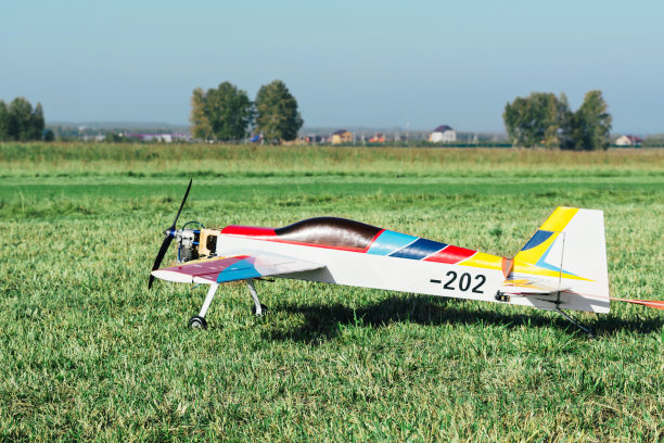 甲醇发动机无线电控制飞机。图片下载