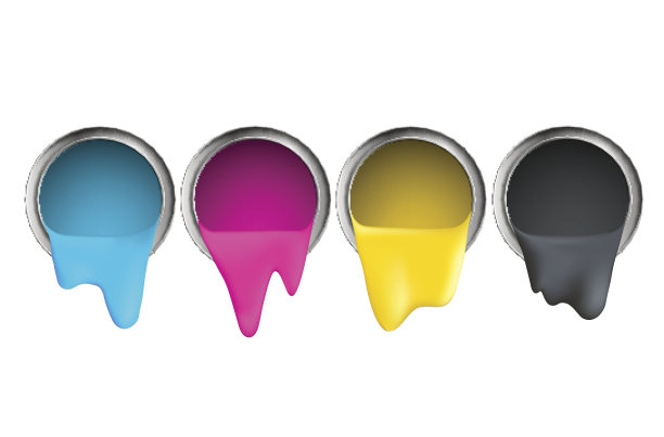 白色背景上有油漆的桶图片下载