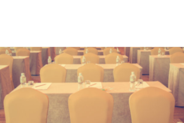 上方为参展商空会议室。图片下载