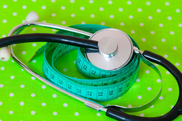 卷尺和听诊器图片下载