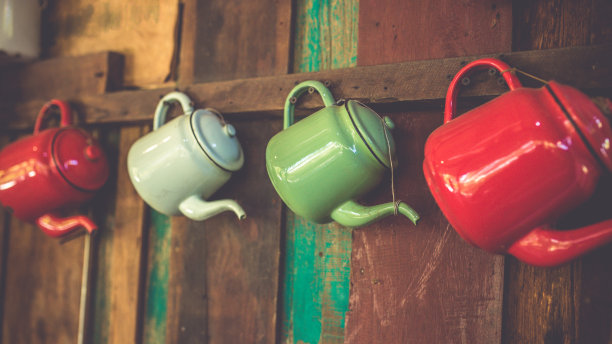 锌彩色茶壶素材图片