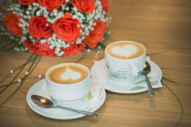 咖啡杯图片下载