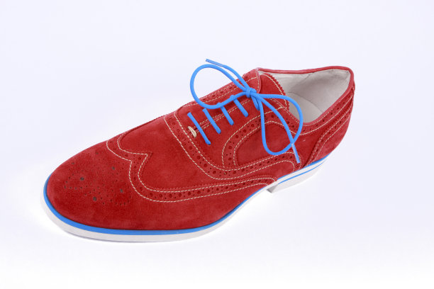 别踩到我的红色绒面革鞋!图片下载