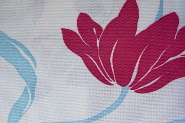 大紫色调花织物墙套图片下载