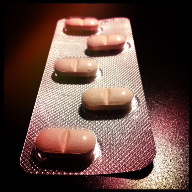 注意药物滥用图片下载