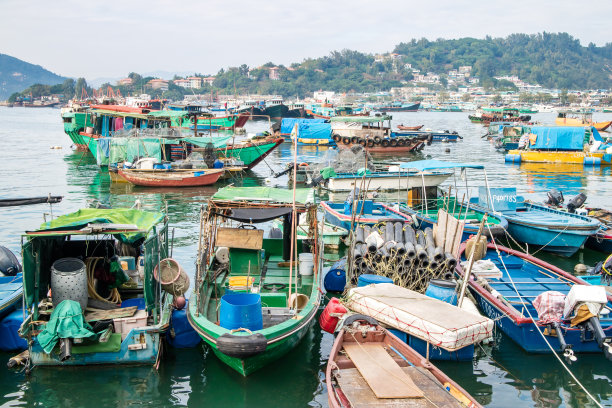 渔船停泊在港口素材图片