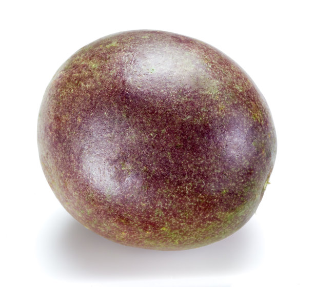 白底上分离的百香果图片下载