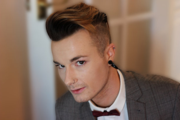 模型的人图片下载