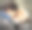 女人与她的狗温柔的场景图片下载
