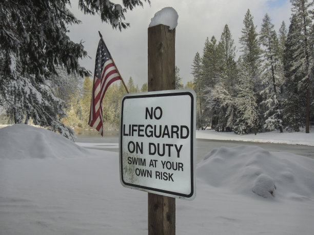 12月的海滩图片下载
