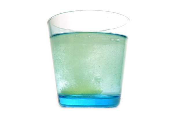 维生素c冒泡的图片下载