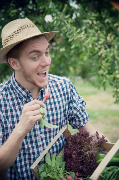 年轻的农民图片下载