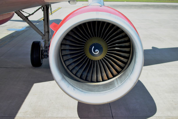 喷气式飞机的涡轮风扇图片下载