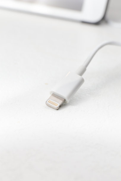 小的电缆图片下载