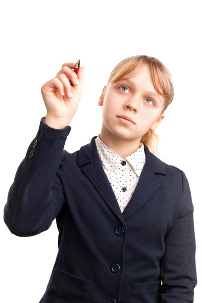 金发白种女孩在学校用钢笔隔离白色图片下载