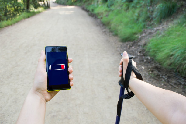 山区电池电量不足素材图片