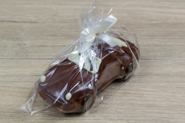 巧克力车作为礼物。图片下载