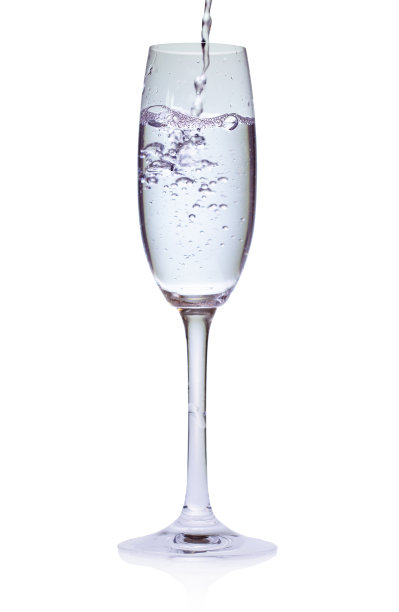 葡萄酒杯玻璃水图片下载