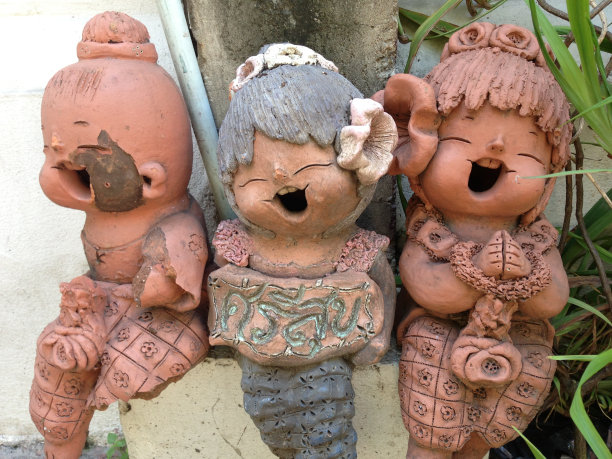 粘土的孩子唱歌图片下载