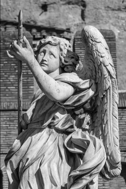 手持长矛的天使图片下载