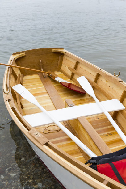 新航行小船图片下载