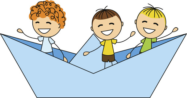 可爱的小男孩在纸船里图片下载