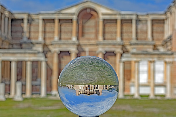 萨特古玩城(体育馆综合体)图片下载