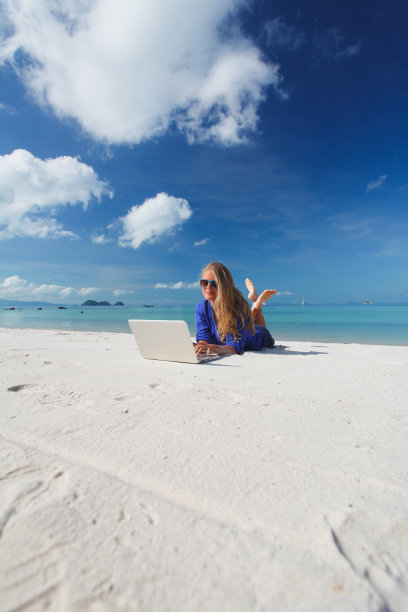 自由作家的梦想图片下载