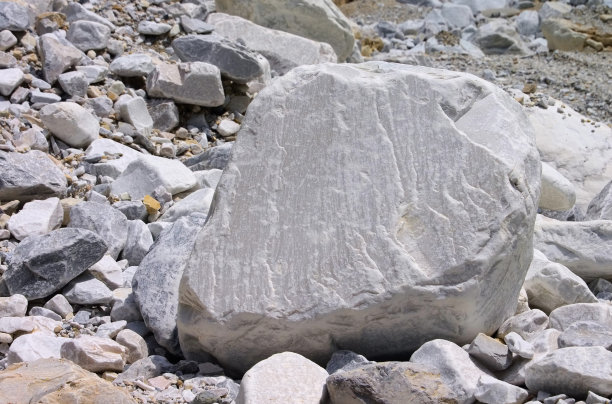 卡拉拉大理石石坑图片下载