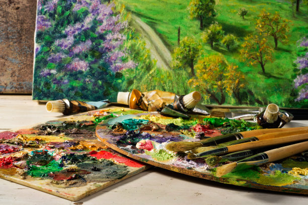 调色板与画笔和画布绘画图片下载